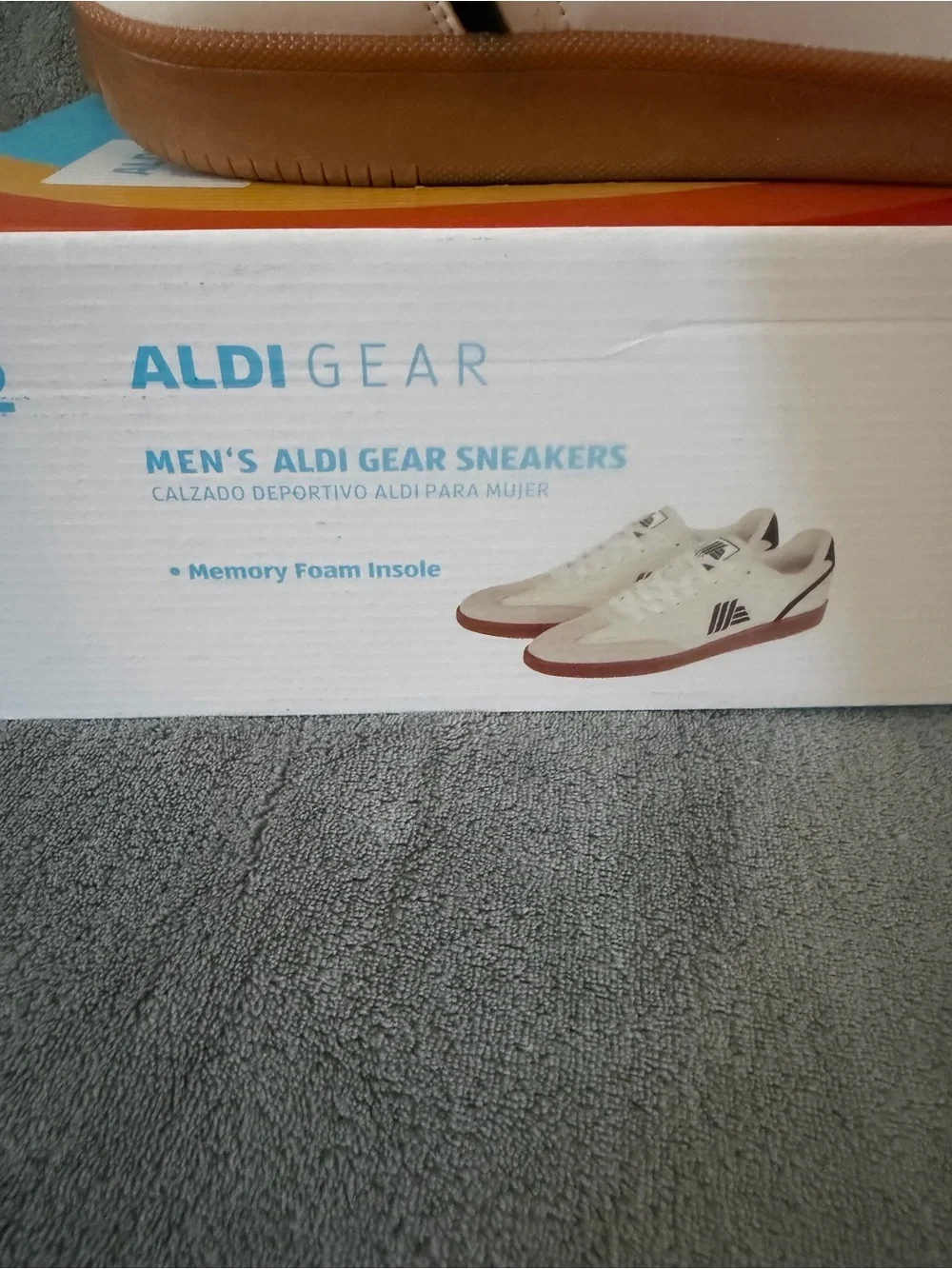 NEW ALDI RARE 50th ANNIVERSARY GEAR SNEAKERS MEMORY FOAM SHOES MEN’S 12 CREAM